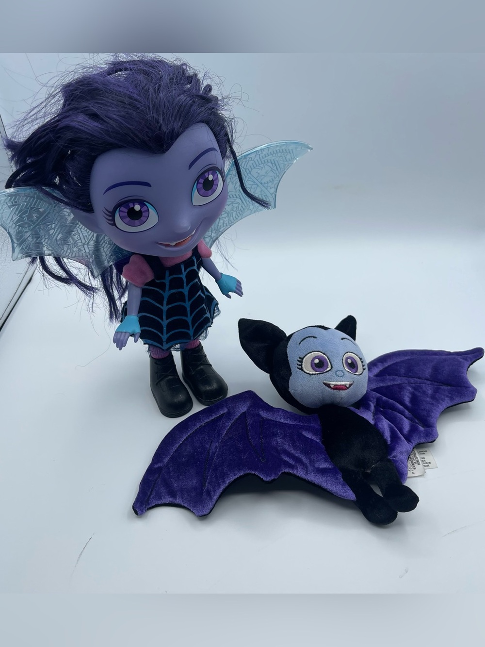 Vampirina Vee Bat-tastic 12" Talking doll untested w/ Disney stuffed Bat